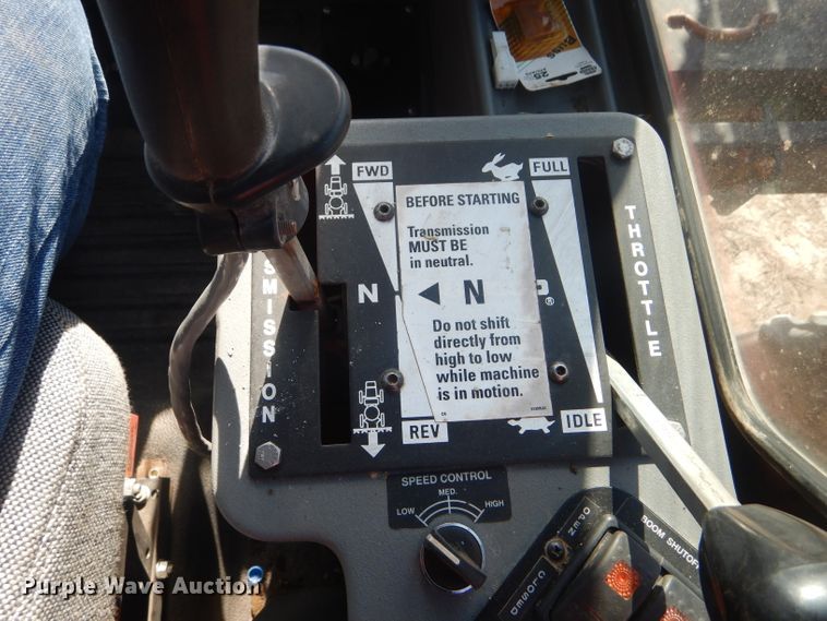 image for item FG9857 2003 Case IH Patriot SPX3185 sprayer