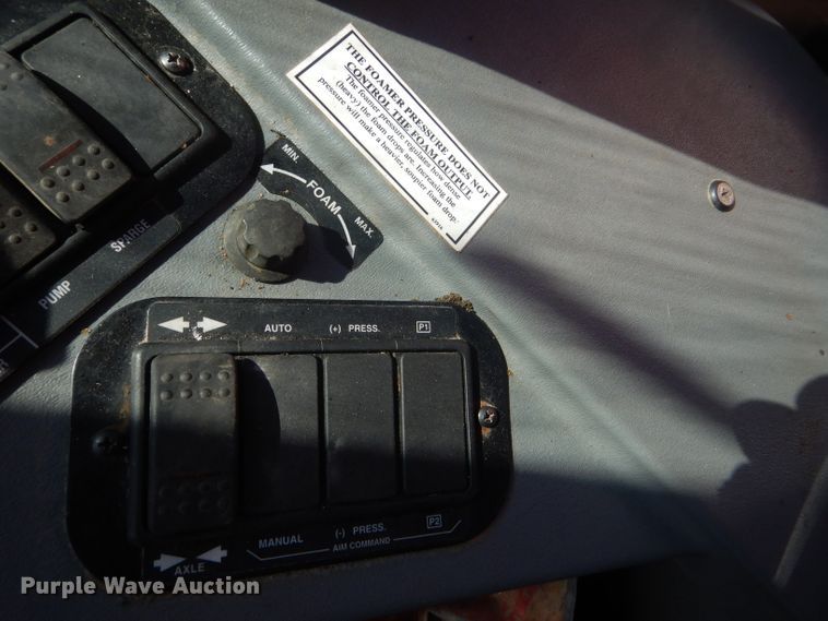 image for item FG9857 2003 Case IH Patriot SPX3185 sprayer