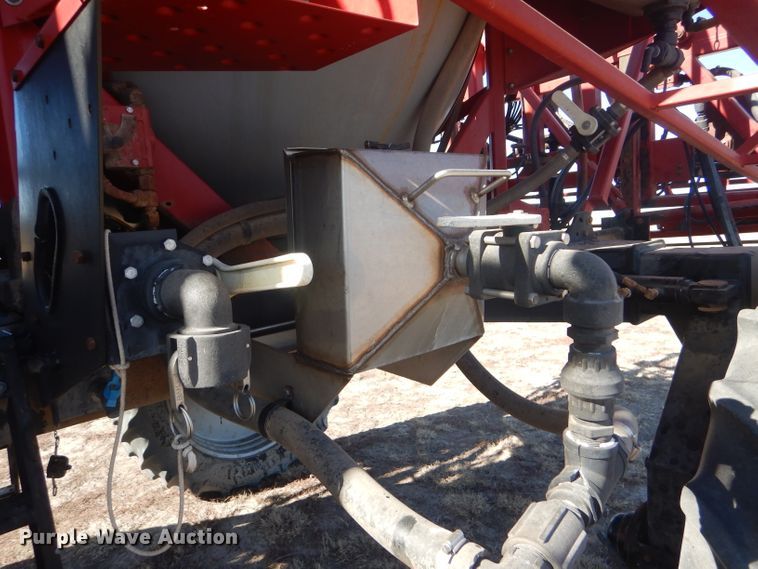 image for item FG9857 2003 Case IH Patriot SPX3185 sprayer