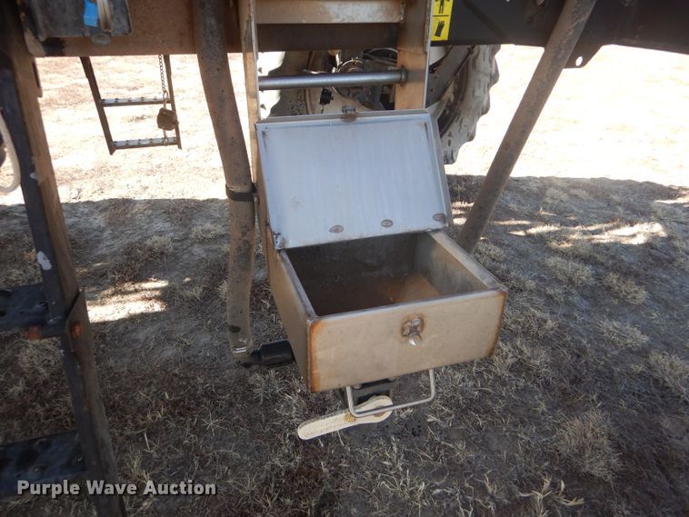 image for item FG9857 2003 Case IH Patriot SPX3185 sprayer