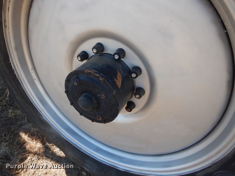 image for item FG9857 2003 Case IH Patriot SPX3185 sprayer