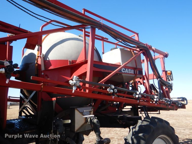 image for item FG9857 2003 Case IH Patriot SPX3185 sprayer