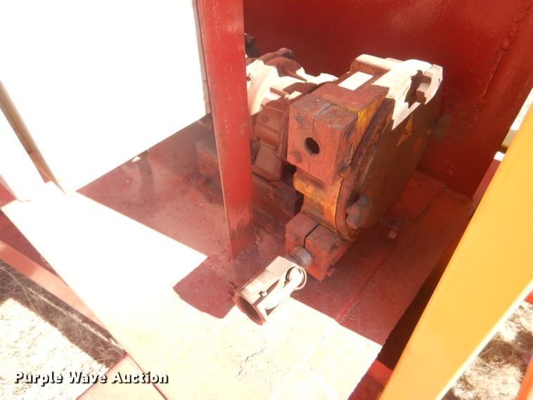 image for item FG9859 Supreme 700 feed mixer