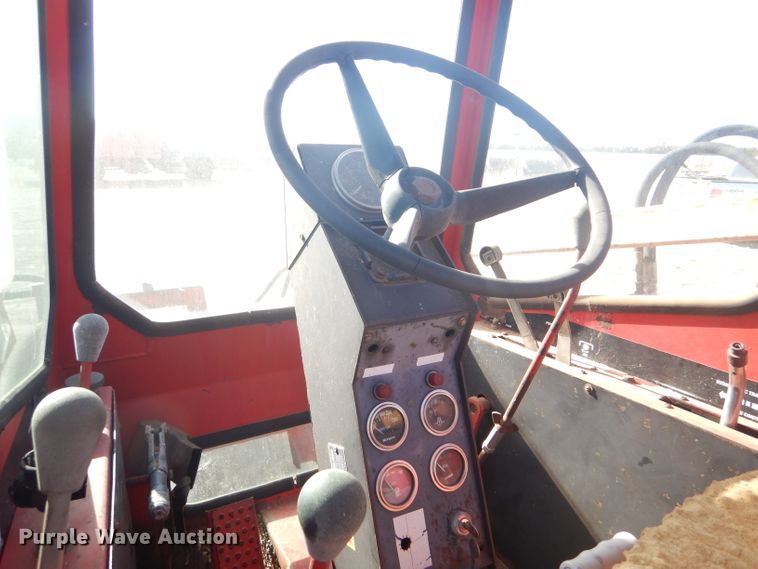 image for item FG9861 1977 Versatile 150 bi-directional 4WD tractor