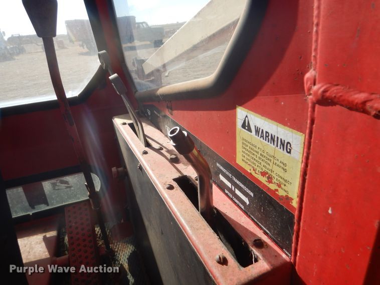 image for item FG9861 1977 Versatile 150 bi-directional 4WD tractor