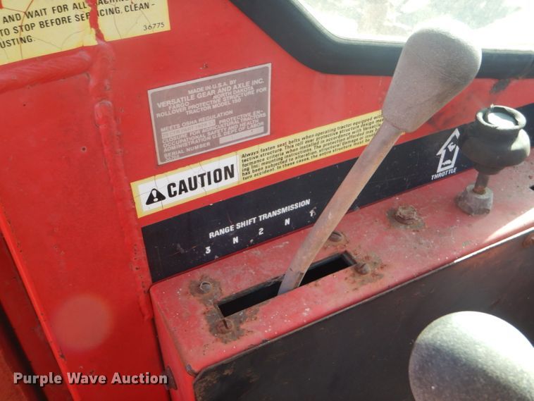 image for item FG9861 1977 Versatile 150 bi-directional 4WD tractor