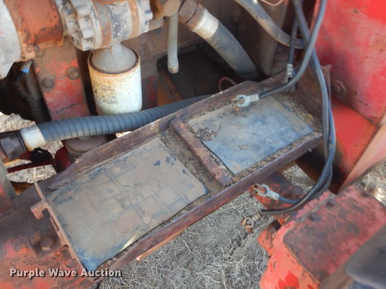 image for item FG9861 1977 Versatile 150 bi-directional 4WD tractor