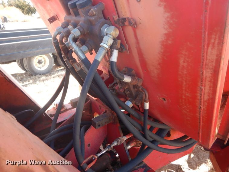 image for item FG9861 1977 Versatile 150 bi-directional 4WD tractor