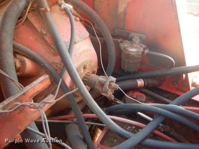 image for item FG9861 1977 Versatile 150 bi-directional 4WD tractor