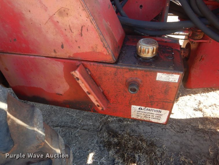 image for item FG9861 1977 Versatile 150 bi-directional 4WD tractor