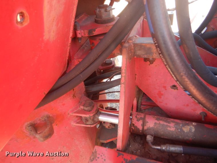 image for item FG9861 1977 Versatile 150 bi-directional 4WD tractor