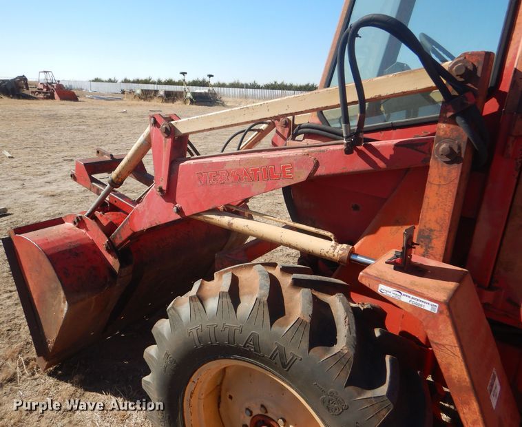 image for item FG9861 1977 Versatile 150 bi-directional 4WD tractor