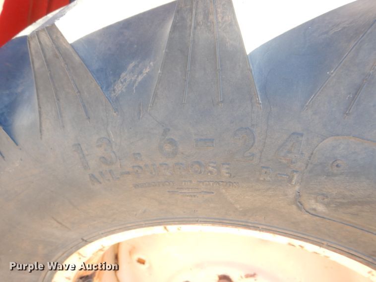 image for item FG9861 1977 Versatile 150 bi-directional 4WD tractor