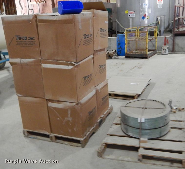 image for item FI9713 Grain leg buckets and belt