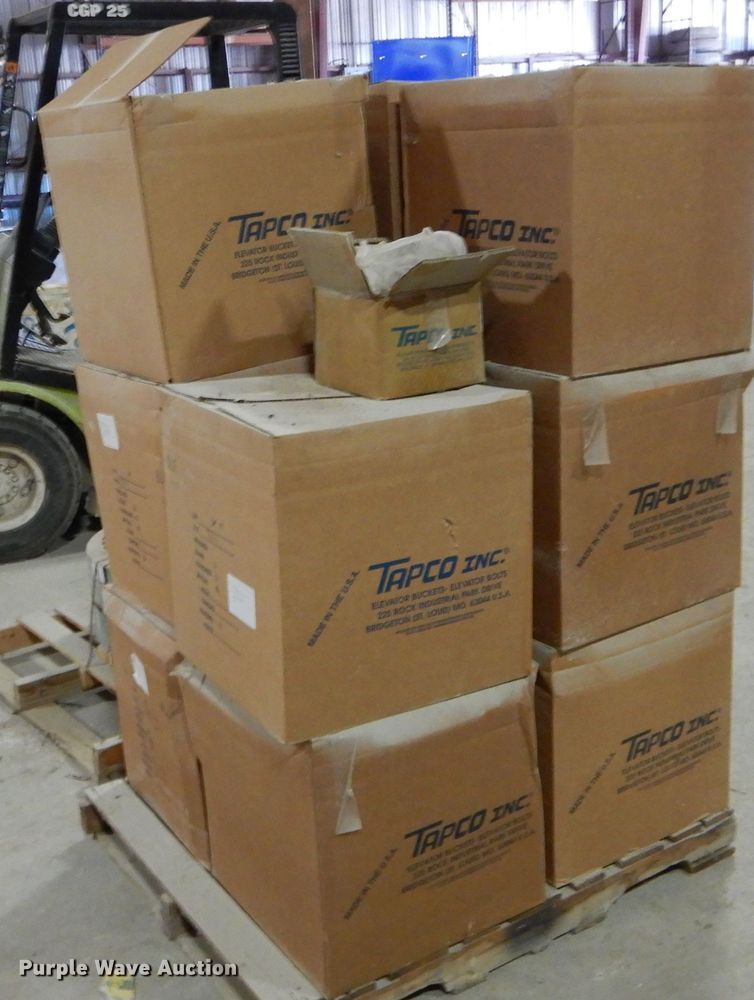 image for item FI9713 Grain leg buckets and belt