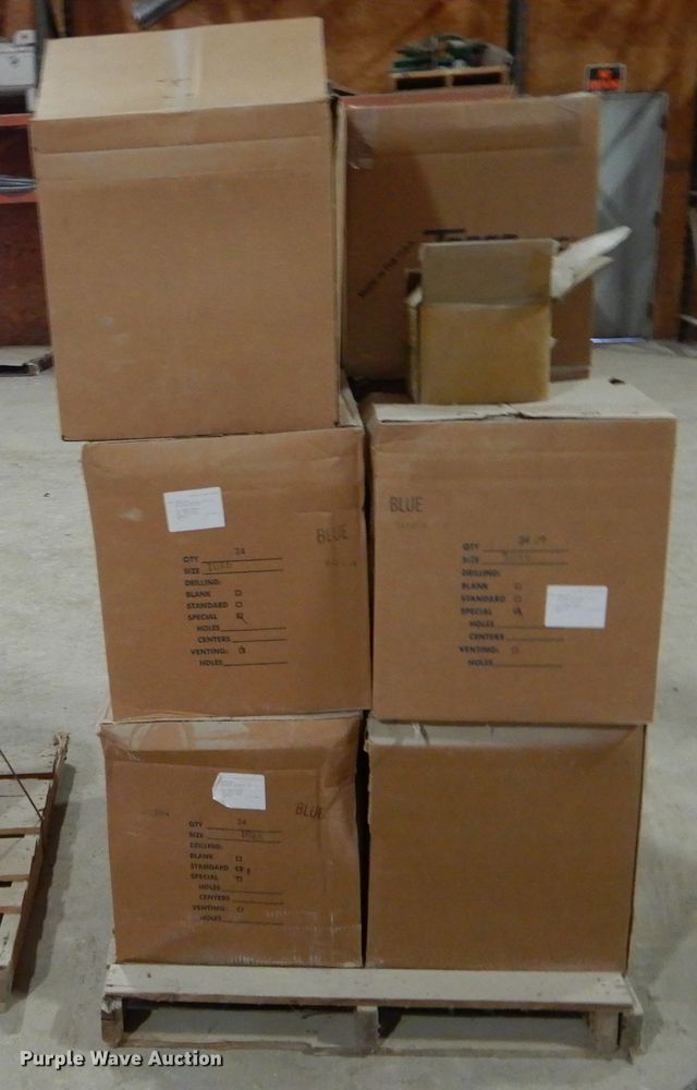 image for item FI9713 Grain leg buckets and belt