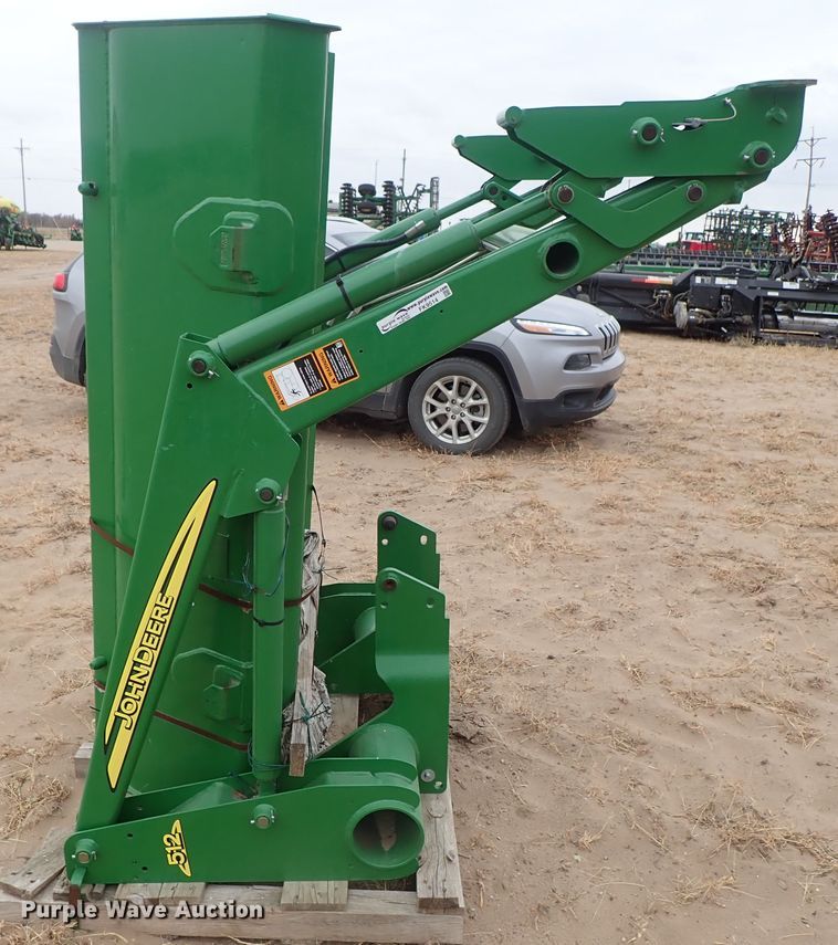 image for item FK9514 2014 John Deere 512 loader