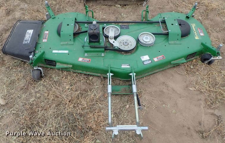 image for item FK9519 2016 John Deere 72D Autoconnect mower deck