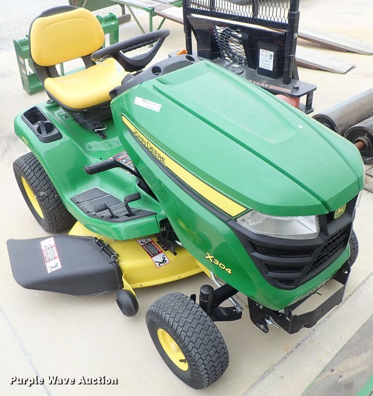 image for item FK9524 2014 John Deere X304 lawn mower
