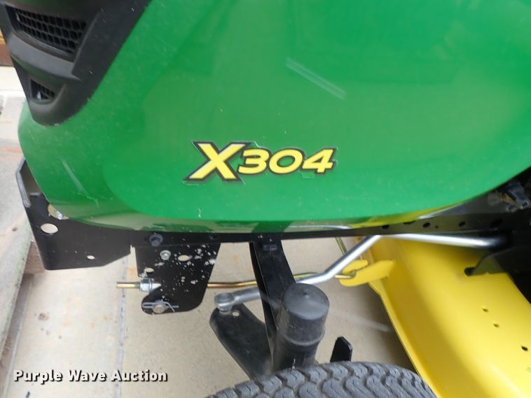 image for item FK9524 2014 John Deere X304 lawn mower