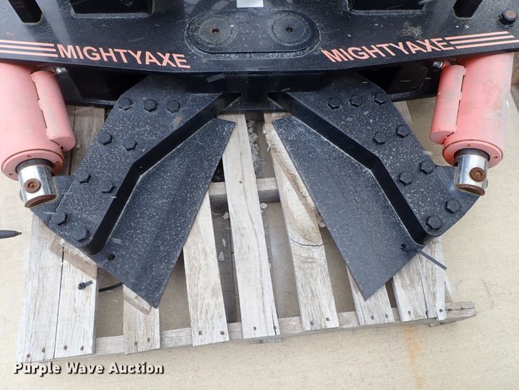 image for item FK9526 2016 Mighty Axe skid steer tree shear