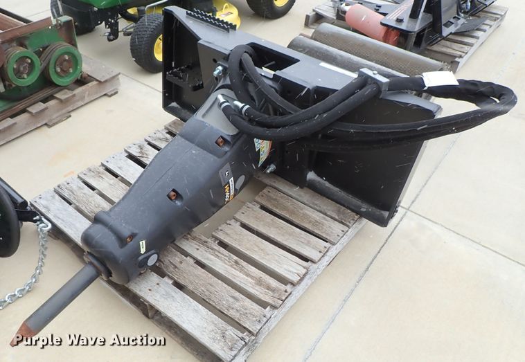 image for item FK9528 2017 John Deere HH40C skid steer hammer