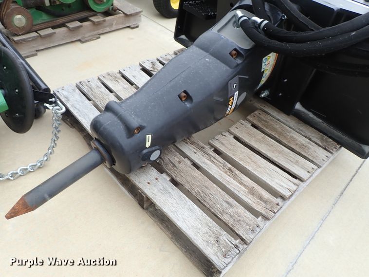 image for item FK9528 2017 John Deere HH40C skid steer hammer