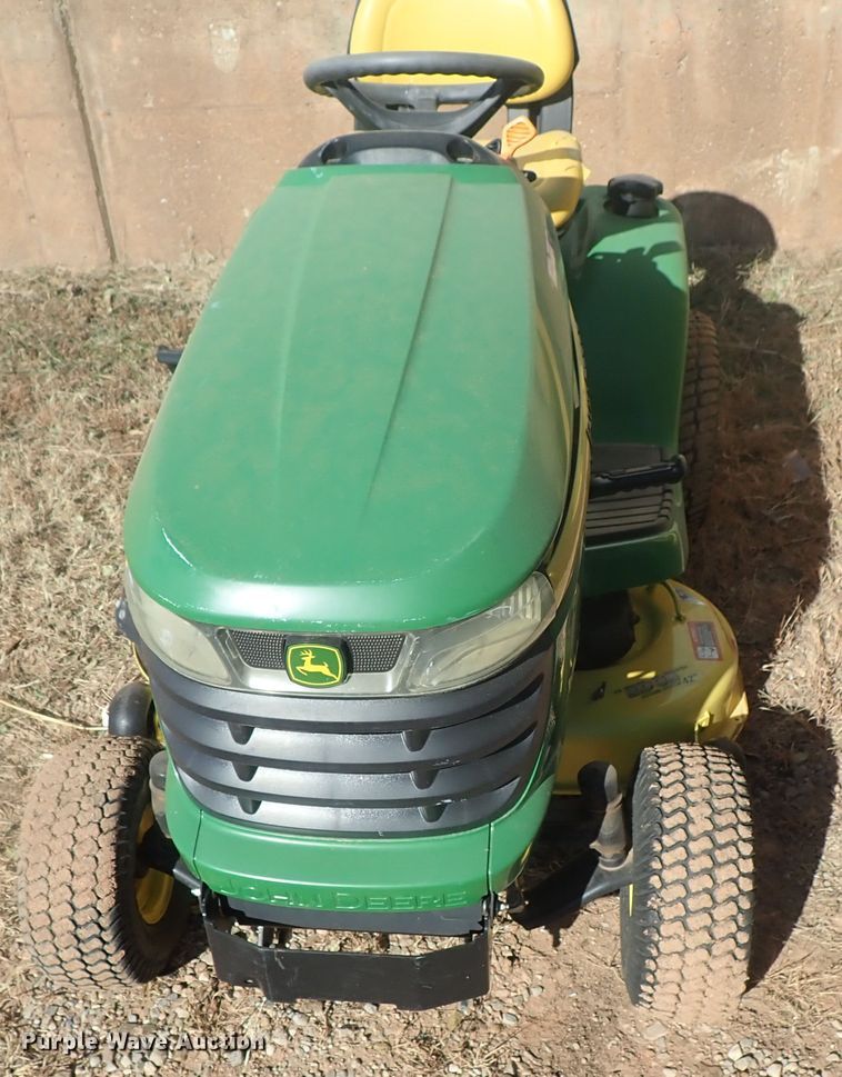 image for item FK9558 2007 John Deere X304 lawn mower