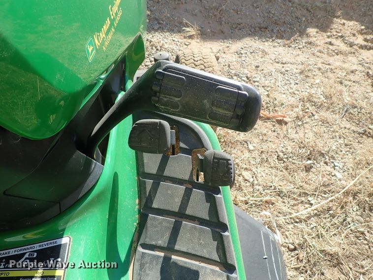 image for item FK9558 2007 John Deere X304 lawn mower