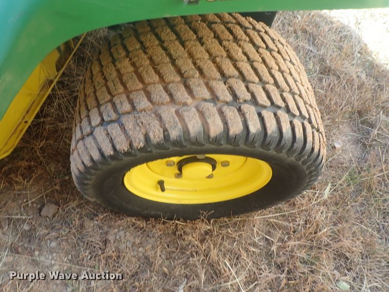 image for item FK9558 2007 John Deere X304 lawn mower