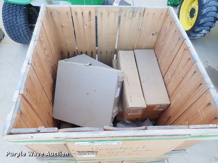 image for item FK9635 2014 Unverferth 2000321TS auto shut-off