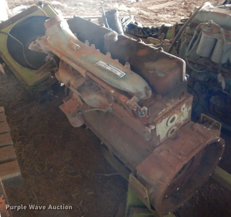 image for item FK9763 Mercedes-Benz six cylinder diesel engine