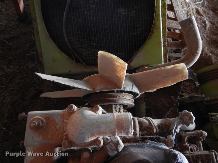 image for item FK9763 Mercedes-Benz six cylinder diesel engine