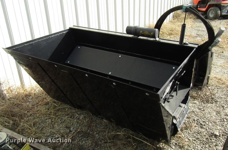 image for item FO9382 John Deere SA60 bucket