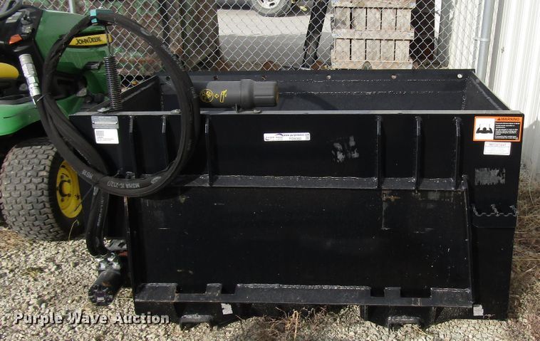 image for item FO9382 John Deere SA60 bucket