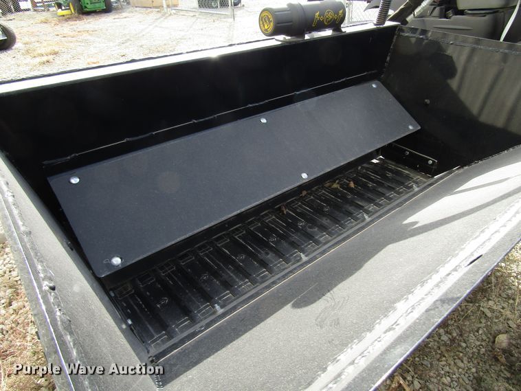 image for item FO9382 John Deere SA60 bucket