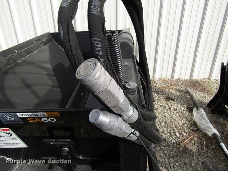 image for item FO9382 John Deere SA60 bucket