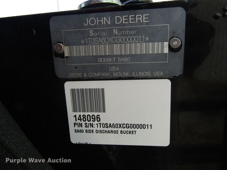 image for item FO9382 John Deere SA60 bucket