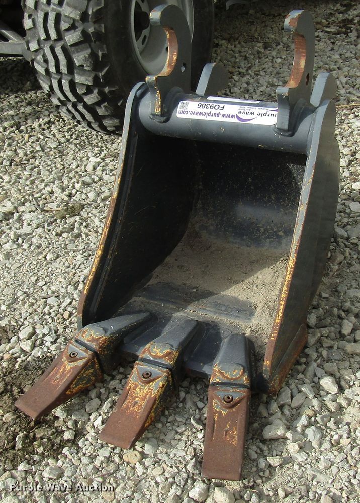 John Deere 12