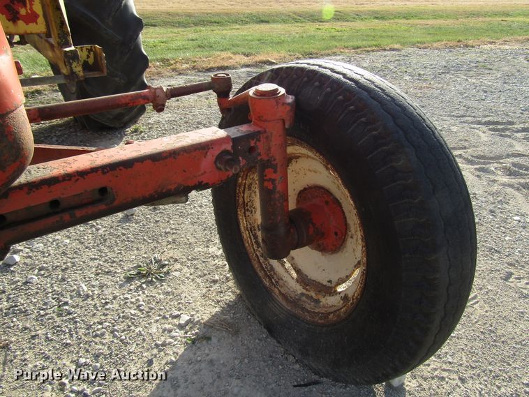 image for item FO9391 Allis Chalmers D14 tractor