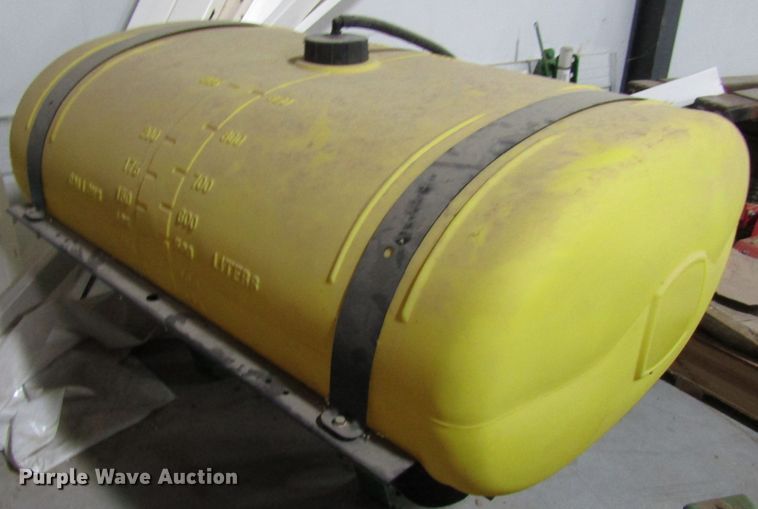 image for item FO9407 John Deere LM2455JD fertilizer system