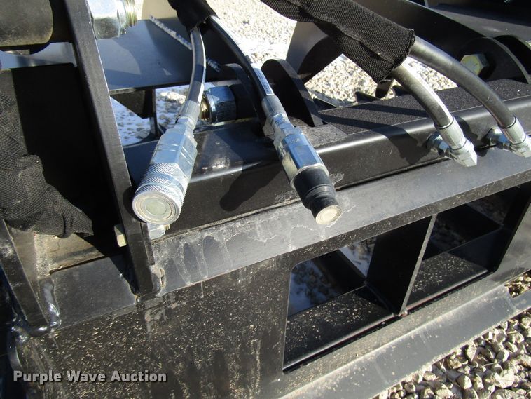 image for item FO9408 DFM HD72 skid steer grapple bucket