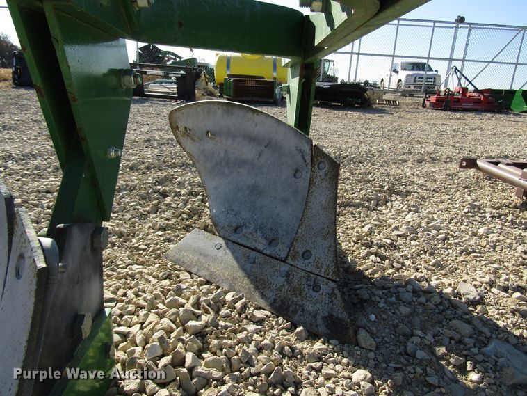 image for item FO9420 Frontier PB1002 two bottom plow