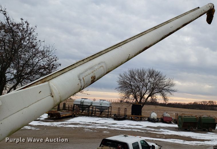 image for item FW9547 2000 Warren AT-36-SER9 feed delivery trailer