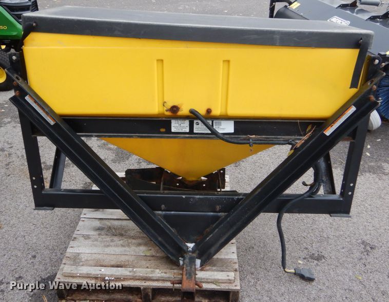 image for item GC9358 Fisher 1000 spreader