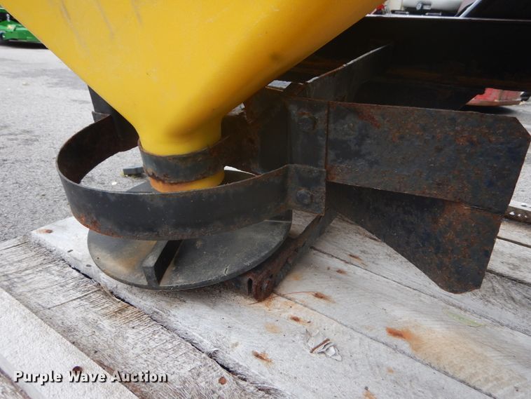 image for item GC9358 Fisher 1000 spreader