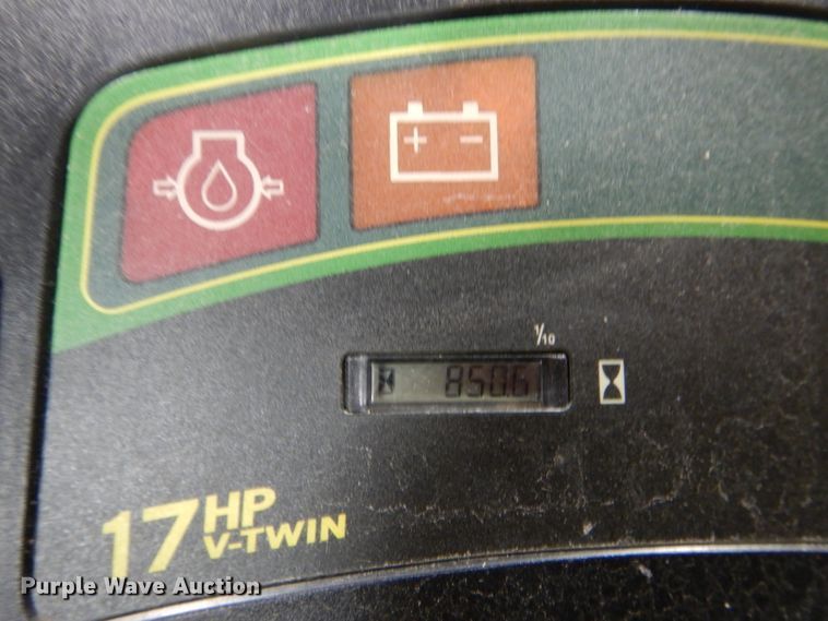 image for item GC9366 2003 John Deere LX277 lawn mower