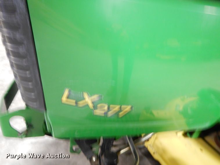image for item GC9366 2003 John Deere LX277 lawn mower