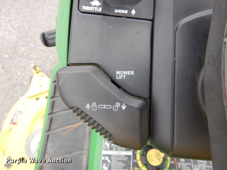 image for item GC9367 2008 John Deere X500 lawn mower