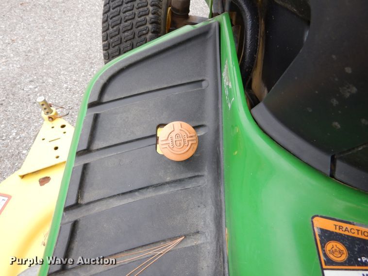 image for item GC9367 2008 John Deere X500 lawn mower